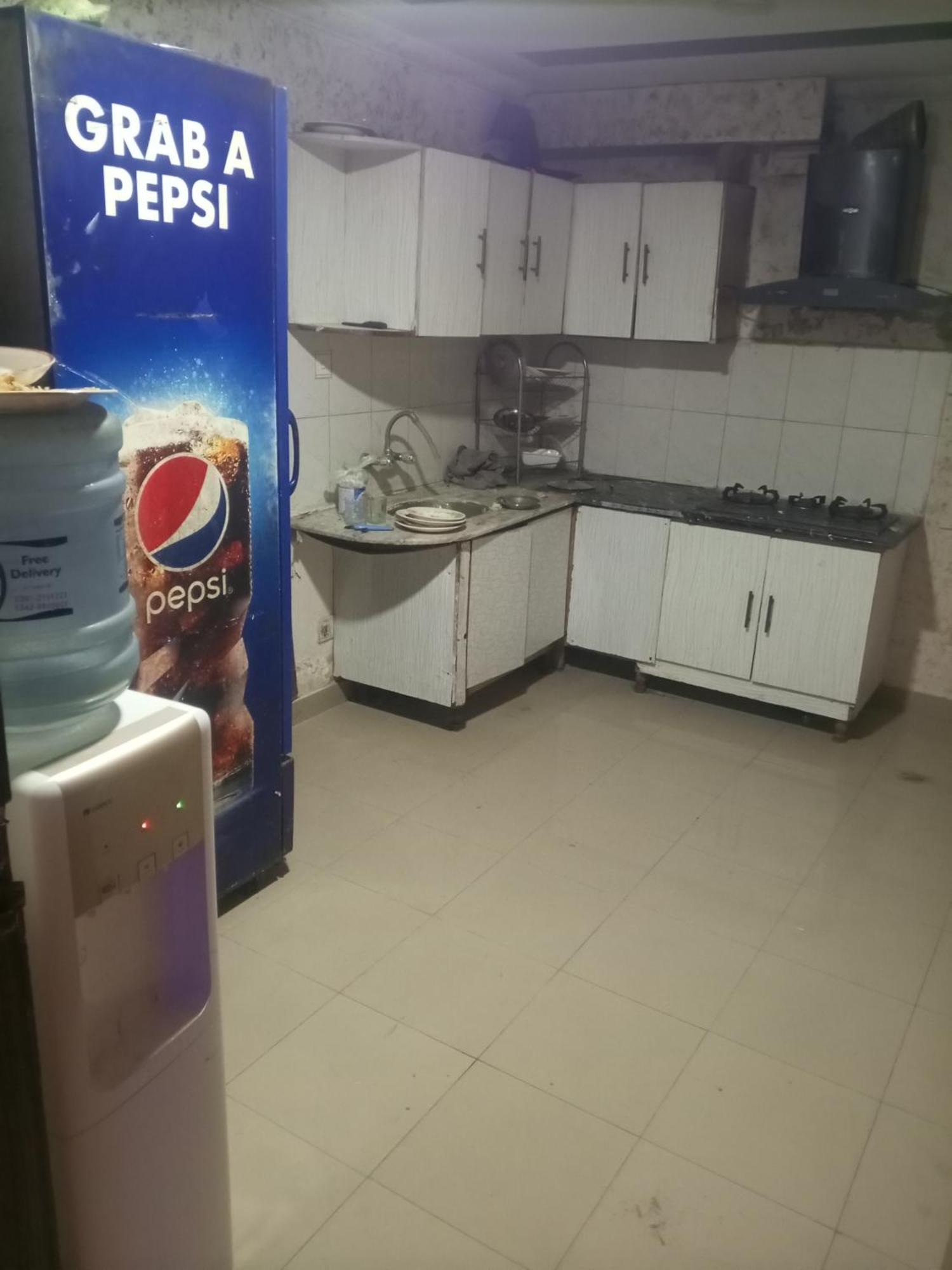 Aj Room Service Civic Center Ραβαλπίντι Εξωτερικό φωτογραφία
